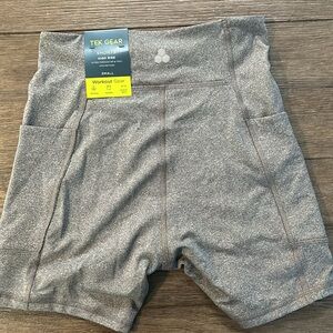 NWT Workout high rise shorts by Tek Gear. Size small.